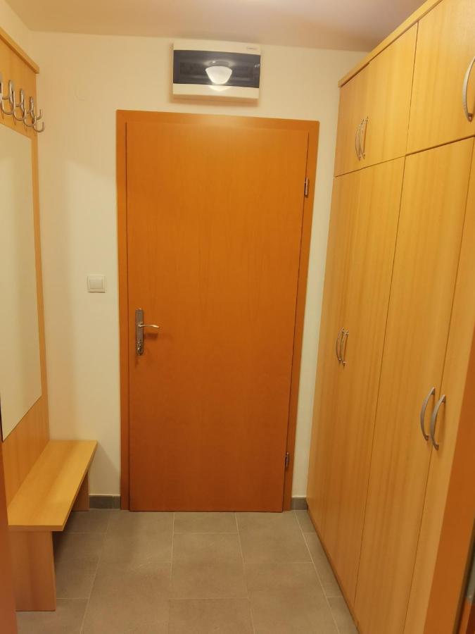 Apartma Happy كْرانْيِسكا غورا المظهر الخارجي الصورة